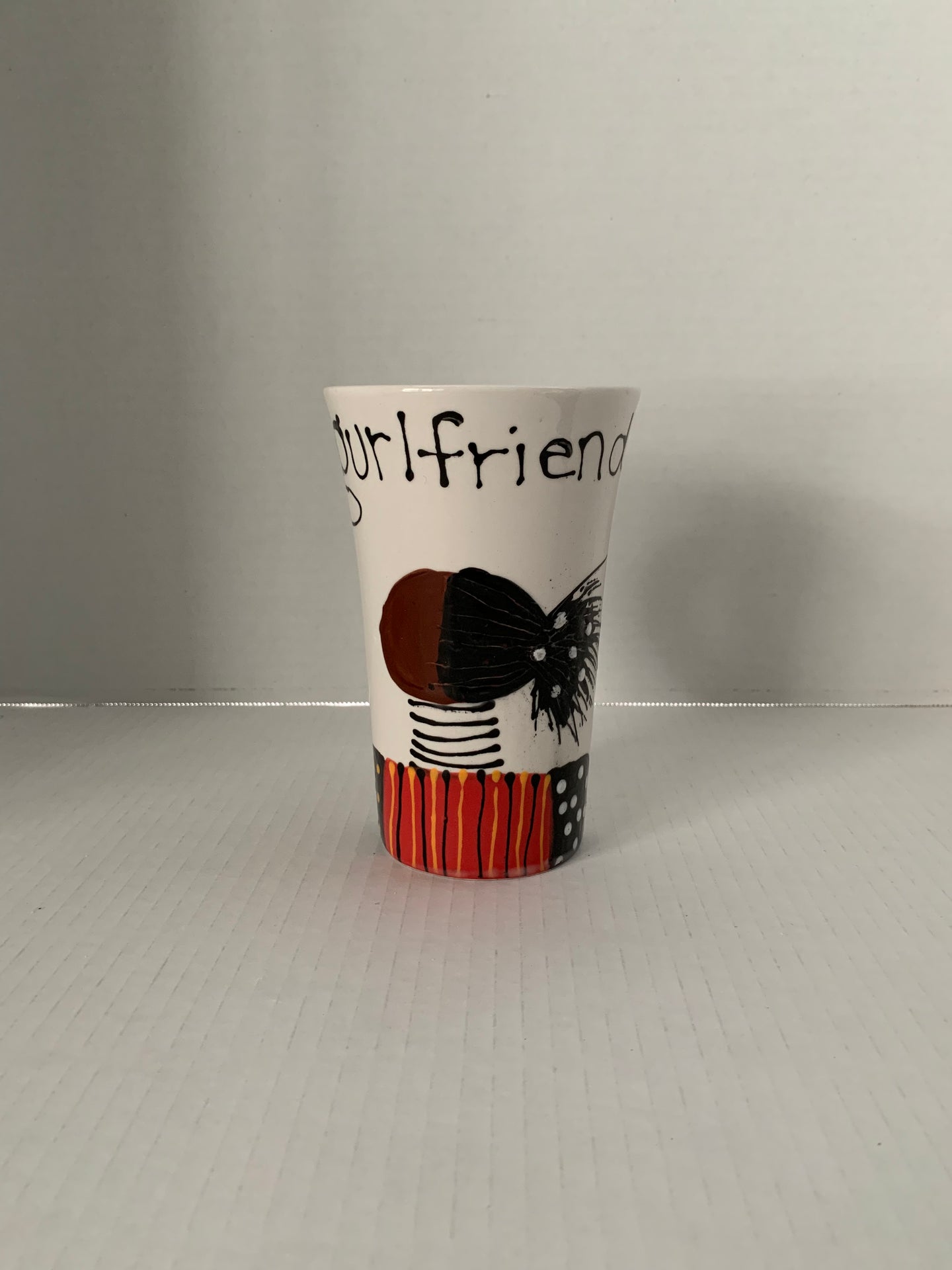 MUGS AND CUPS